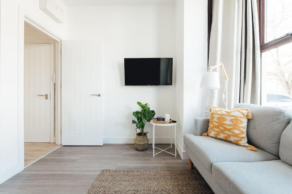 Stylish 2 Bedroom Flat In Ilford, London Exteriér fotografie